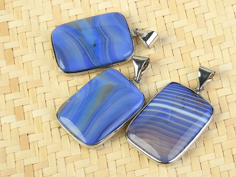 Blue agate pendant - jewelery metal