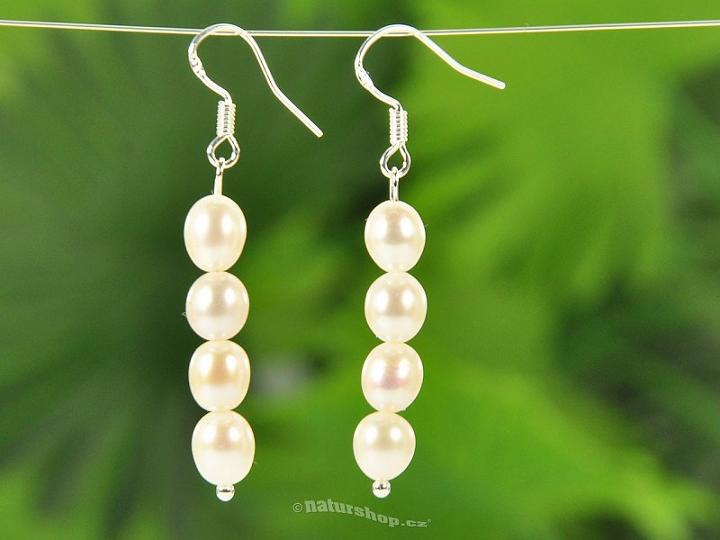 Earrings of pearl white ovals Ag hooks