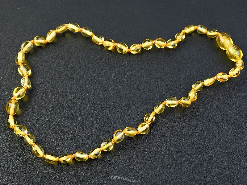 Jantar žlutý valounky náhrdelník 34cm (dětská velikost)