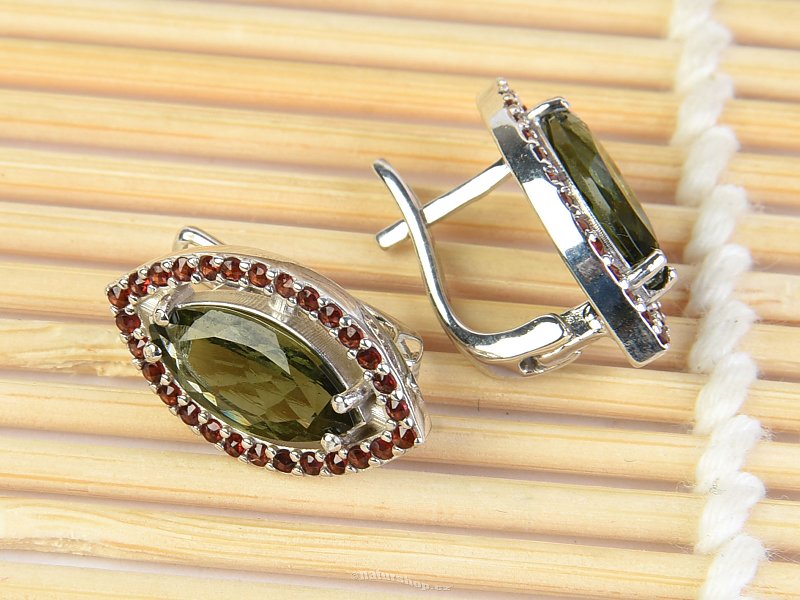Moldavite and garnets earrings tear 12 x 6 mm standard Ag 925/1000 + Rh