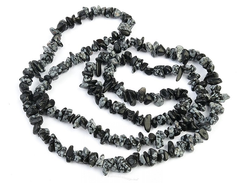 Obsidian flake larger stones (90cm) in total