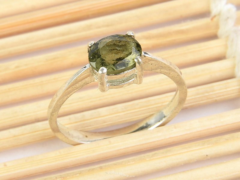 Vltavín prsten ovál 7 x 5mm standard brus Ag 925/1000 + Rh