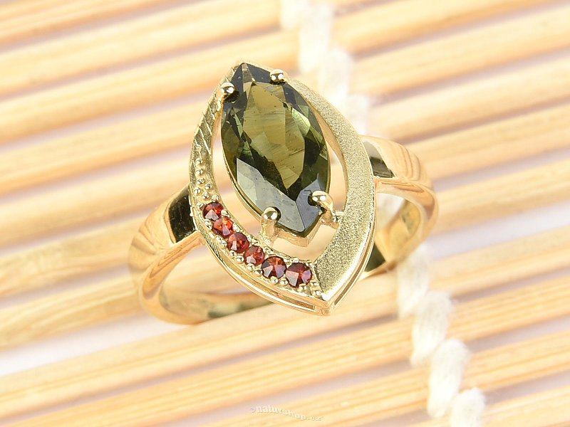 Moldavite and garnets ring (size 54) 14K Au 585/1000 4.03g