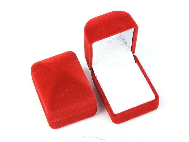 Sametová dárková krabička na prstýnek červená