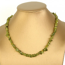 Olivine necklace with larger stones (45cm)