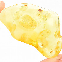 Bright yellow amber (Lithuania) 8.4g