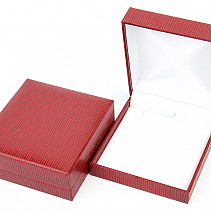 Burgundy leatherette gift box (9 x 8.5 cm)