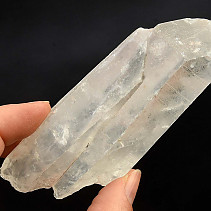 Křišťál spojené přírodní krystaly (116g)