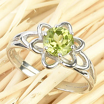 Olivín stříbrný prsten květ Ag 925/1000+Rh