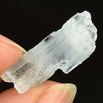 Akvamarín přírodní krystal 1,3g