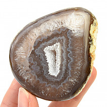 Agate geode with cavity 166 g