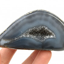 Agate geode with cavity 184 g