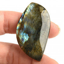 Muggle labradorite with colored reflections 14.7g