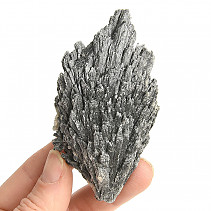 Kyanit disten černý surový krystal Brazílie 111g