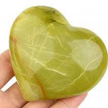 Zelený opál srdce z Madagaskaru 186g