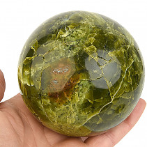 Koule zelený opál velká z Madagaskaru Ø86mm