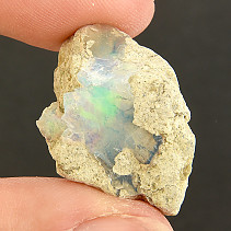 Ethiopian precious opal in rock 4.5g