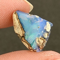 Etiopský opál v hornině 0,9g
