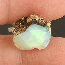 Ethiopian precious opal in rock 1g