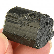 Černý turmalín krystal z Madagaskaru 20g