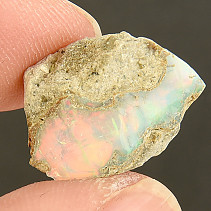 Etiopský opál surový v hornině (1,4g)
