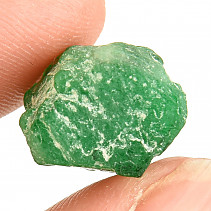 Raw emerald crystal from Pakistan 2.7g
