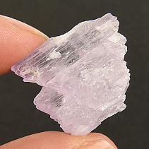 Kunzite crystal (7.4g)