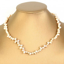 Necklace made of apricot smaller zig zag pearls 43 cm