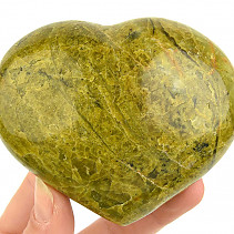 Srdce ze zeleného opálu Madagaskar 284g