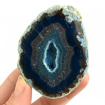 Agate geode dyed blue 133g