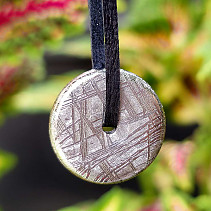 Pendant meteorite (Muonionalusta) on leather Sweden 9.6g