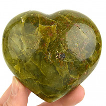 Srdce ze zeleného opálu Madagaskar 269g