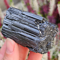 Turmalín černý surový krystal skoryl (Madagaskar) 129g