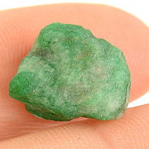 Smaragd přírodní krystal 1,4g z Pákistánu