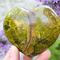 Smooth heart green opal 334g Madagascar