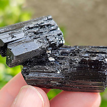 Turmalín černý skoryl krystal z Madagaskaru 39g