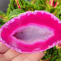 Agate geode with cavity dyed pink 158g from Brazil