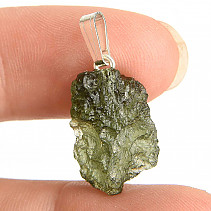 Vltavín (Moldavite) přívěsek 1,7g stříbrný úchyt Ag 925/1000