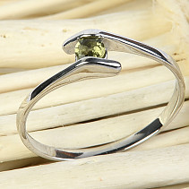 Ring with moldavite round cut 4 mm silver Ag 925/1000 Rh