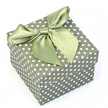 Dárková krabička zelená s mašličkou 5 x 5cm - na prstýnek, náušnice