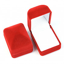 Sametová dárková krabička na prstýnek červená