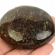 Hladký kámen granát z Madagaskaru 142g