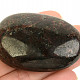 Hladký kámen granát z Madagaskaru 114g