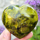 Hladké srdce zelený opál 222g Madagaskar