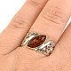 Prsten s jantarem zdobené stříbro Ag 925/1000